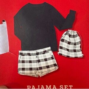 Target Wondershop Family Matching Pajama Set 4-Piece Black & White Plaid